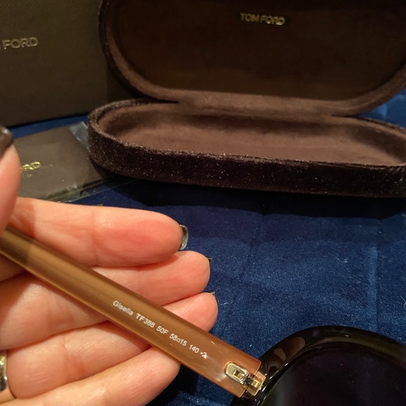 Tom Ford Gisella Sunglasses main image 7